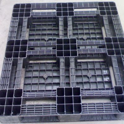 Pallet sắt